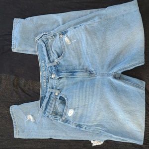 American Eagle Distressed Mom Jean size 2